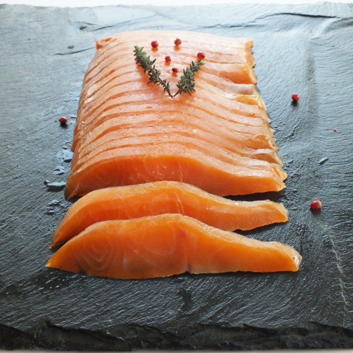 Sashimi truite fumée – Caviar Perle Noire en Dordogne (24)